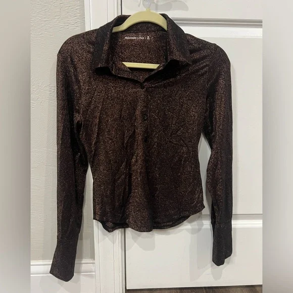 Abercrombie XS Sparkle Button Up Blouse - Picture 2 of 7